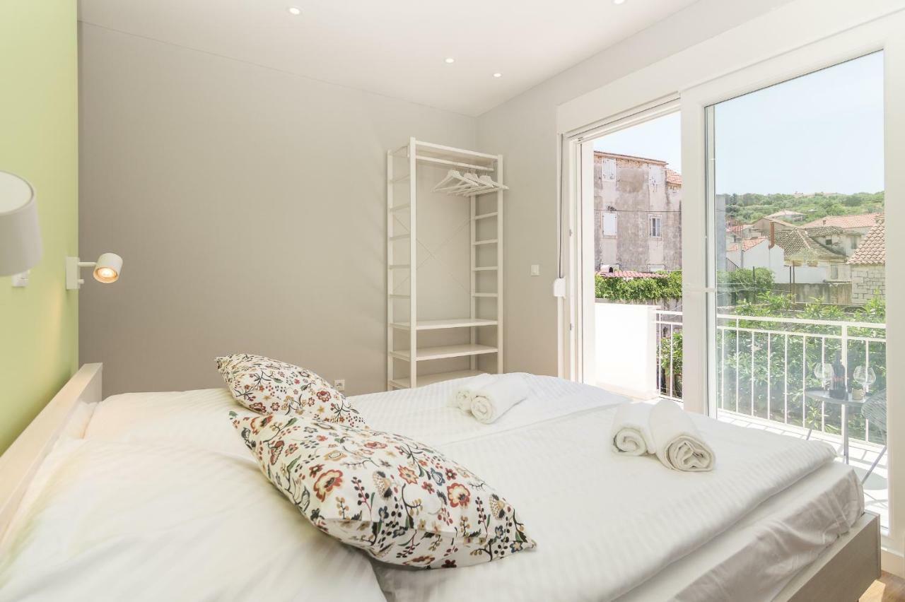 4 Elements Old Town Views Rooms Trogir Bagian luar foto
