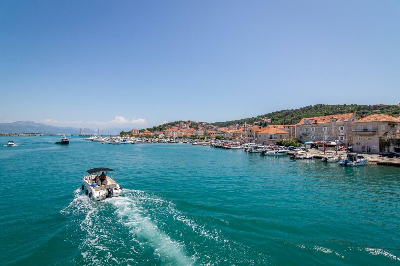 4 Elements Old Town Views Rooms Trogir Bagian luar foto