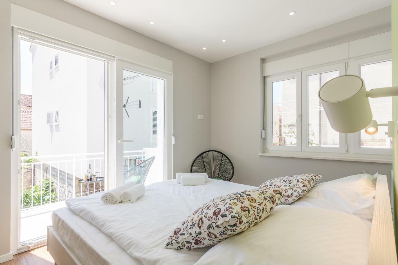 4 Elements Old Town Views Rooms Trogir Bagian luar foto