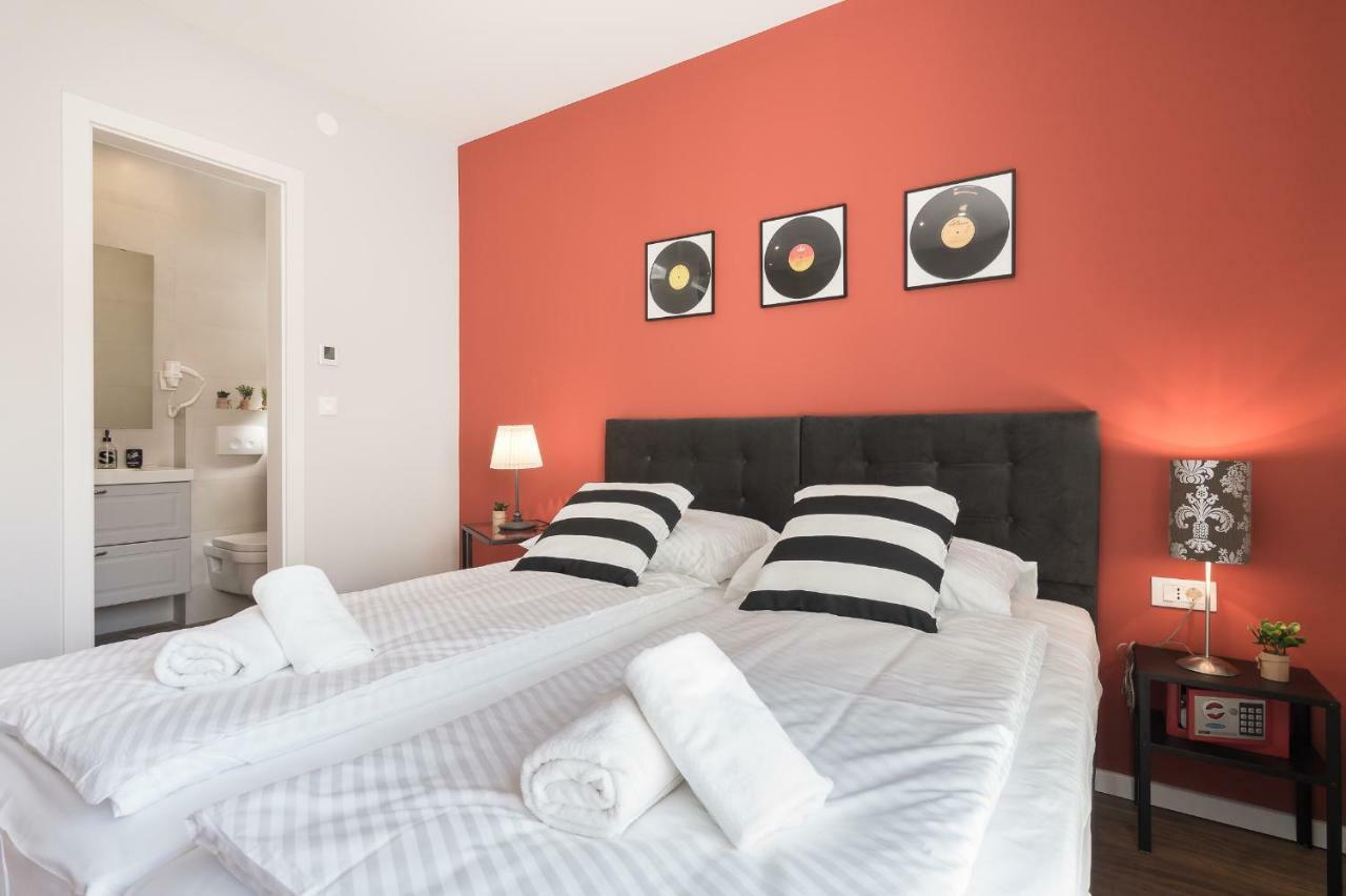 4 Elements Old Town Views Rooms Trogir Bagian luar foto