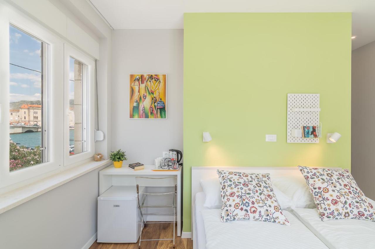 4 Elements Old Town Views Rooms Trogir Bagian luar foto